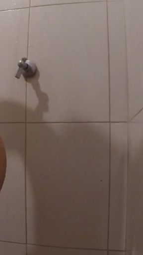 My roommate forgot to close the door when taking a bath, I decided to record it   Clip 1
