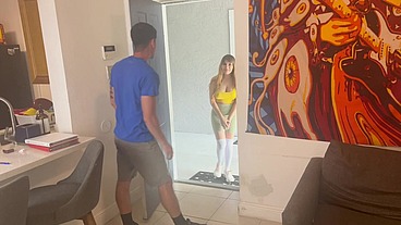 Sexy Cleaning Lady Bonnie Bun