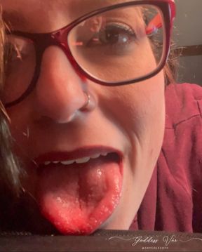 Gts Caught Speck Jerking Off and Licks Him Up