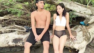 La mujer de mi mejor amigo es muy puta y me pide que me la folle a escondidas de su marido.