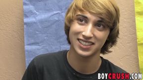 Yam-Sized weenie twunk Brett Starr jerking rock-hard stiffy for warm cum shot