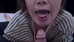 Amateur girl gives deepthroat blowjob and handjobs