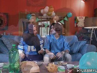 Arab mylf with huge jiggly ass fucked during super bowl game!