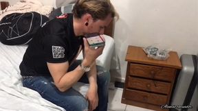 fui fazer uma tatuagem numa famosa atriz porno sarah rosa/ alemao tatuador direcao