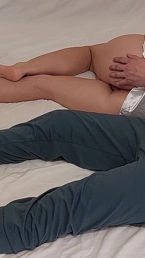 Stepdad’s Innocent Mistake: Creampie in Jessy’s Tight Pussy While She Take a Nap