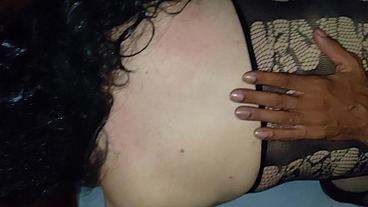 Compilación de penetraciones y corridas Polla grande Parte 4. Mejores cogidas entre Nelsy, el travesti sensual y Ronny, el semental de la polla enorme de 25 cm y muy gruesa