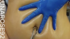 GODDESS LUNA BELLY BUTTON PLAY Watch me glove up in my blue nitrile extra small gloves and play with my belly button, by fingering it and taking my nasal speculum and place in my belly button and opening nice and wide for you to see...
