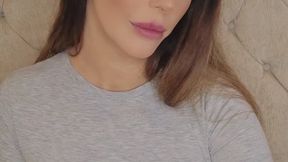 Havily pregnant Giantess eats and gives birth to tinies