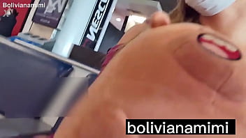 Sem calcinha e meladinha no aeroporto de congonhas    Video completo no bolivianamimi.tv