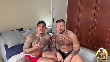 ENTERRANDO NO CUZÃO DO URSINHO - PARTE I