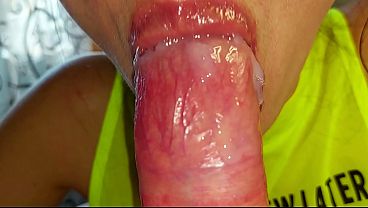 a neighbor caught me naked and pounced on the dick with her mouth ... filmed how she sucks close-up (Squirt Orgasm 69)