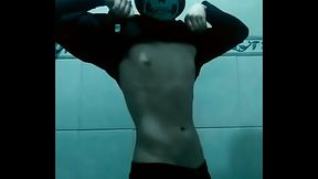 Funebree Twink japones da elite intelectual  tirando a roupa e ficando pelado na frente das c&acirc_meras