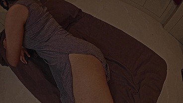 Beautiful Malaysian MILF Seduces Her Husbands Friend And Has Sex With Him When Husband Is Out On A Business Trip.