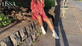 Mujer caliente se exhibe y toca a si misma e bus publico