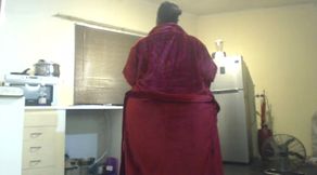 SSBBW Stripteasing & Ass Clapping