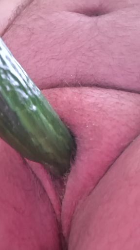 Ftm cunt playing and getting wet