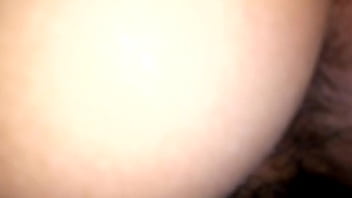 Cecii morales montando