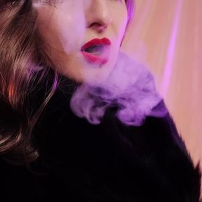 ASMR fur coat fetish, vaping smoking with leather gloves (Arya Grander)