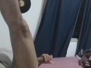 paja y me lleno de leche mirando como me cogen