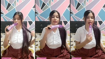 JOVEN DE 18 AÑOS FINALMENTE CONSIGUE SU PRIMERA CREAMPIE