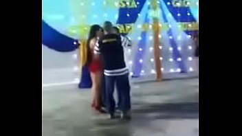 venezolana baila como vino al mundo en peru