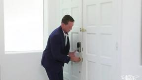 ”SHEMALE ANGELS Titty trans fucks muscular guy”