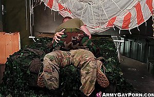 Hunky horny army Kyler Drayke bareback sex Brody Fox