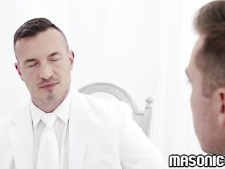 Masonic Homosexual Christopher White brought to the very edge by Derek Kage who sucks the guys knob, jerks him and stics a glass sextoy up his booty!