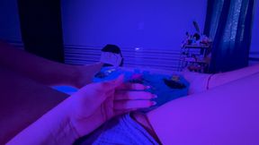 Colombian girl records herself masturbating and sends it to her teacher to pass the year