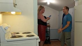 guy decides to dress in drag for the first time