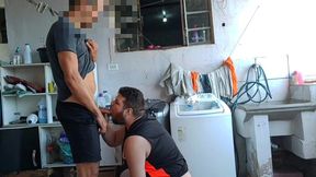 vizinho casado come gordo escondido na laje + dotado vai na favela meter no rabo gordo na laje (dobradinha completa)