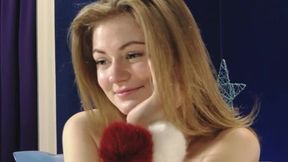 Angel-faced Merry Uses a Pink Hitachi