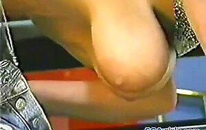 Store spraellende danske bryster!