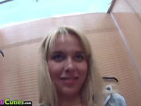 MallCuties - young blonde girl with big boobs - amateur teen