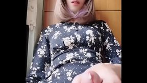 穿黑洋裝露出自慰