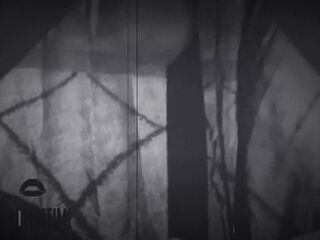 Monstro de pau grosso fode garota caveira no Halloween