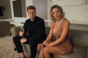 Opportunity knockers