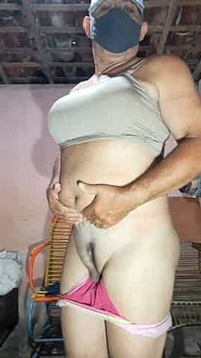 Tirando so a calcinha