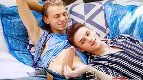 Avery Jones & Leo Louis - Wild Outdoor Lust