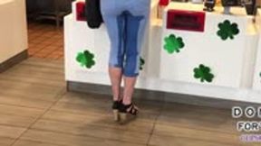 Greta soaks her tight jeans at McD's - 720p