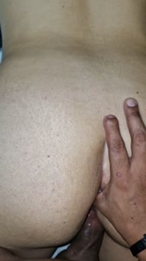 زن جوان سکسی ایرانی توسط بهترین دوستش به طرز وحشیانه ای گاییده می شود 🔥