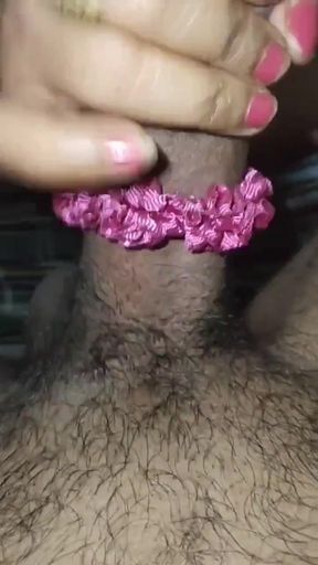 Desi Priya Bhabhi Give Footjob and Blojob Handjob Vum in Mouth