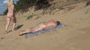 Mature Lady - Hunter on the Boys