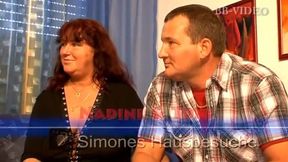 Threesome at Simones with two German MILFs with wet pussies to please