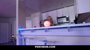 PervMom - Fucking My Lonely Stepmom