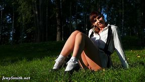 Beautiful MILF Jeny Smith publicly shows off her body during a walk.