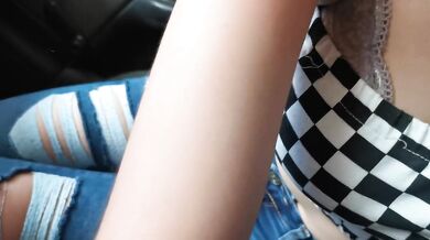 My hijastra takes it rough in the car before hubby gets home