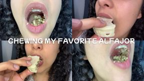CHEWING MY FAVORITE ALFAJOR – Close-Up Mouth Sounds & Messy Bites