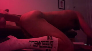 Los twinks se hacen fisting en el culo profundo y duro