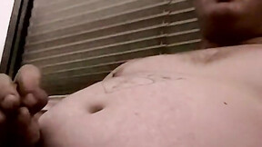 ”Chubby guy jerks off & makes his prick hard”